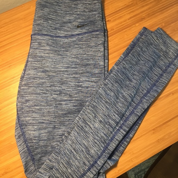 Nike Dri-Fit Leggings - Picture 1 of 3